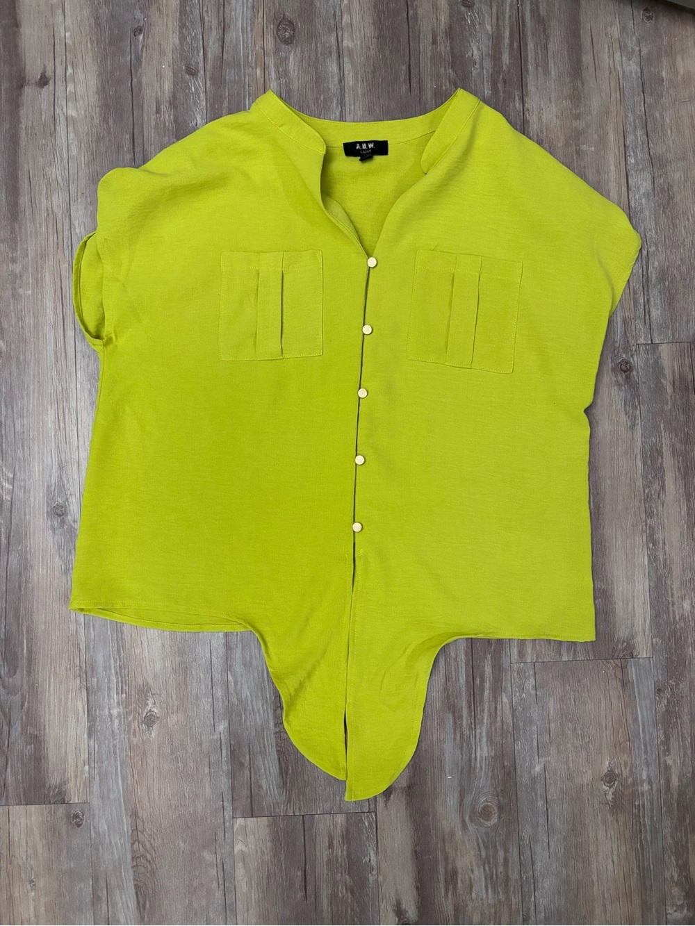 Women’s  Lime Green Short-Sleeve Button Shirt